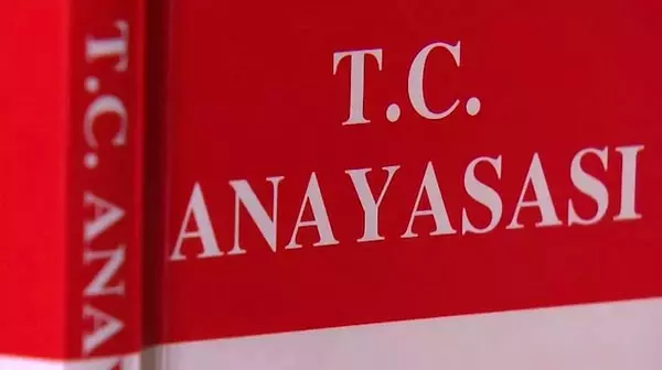 Darbe ile gelen anayasa: 1982 Anayasası - (UHA) Uluslararası Haber Ajansı